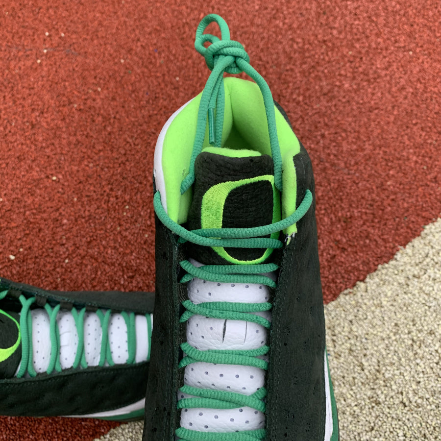 Jordan 13 Retro Oregon Ducks PE
