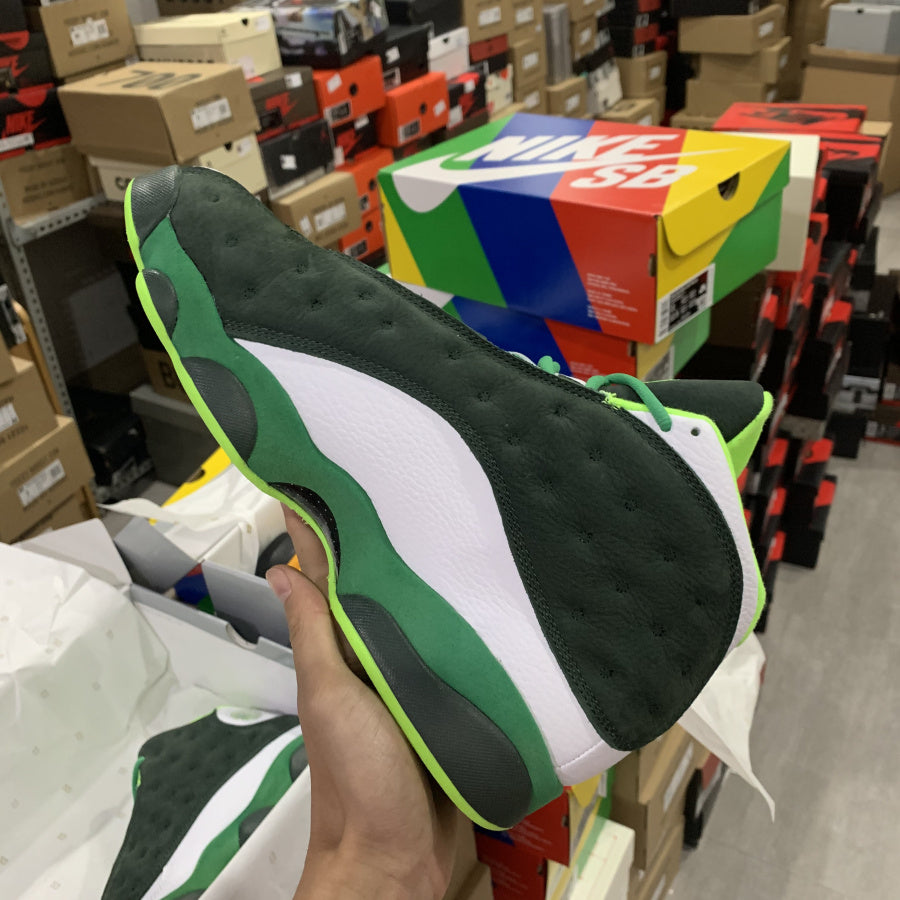 Jordan 13 Retro Oregon Ducks PE