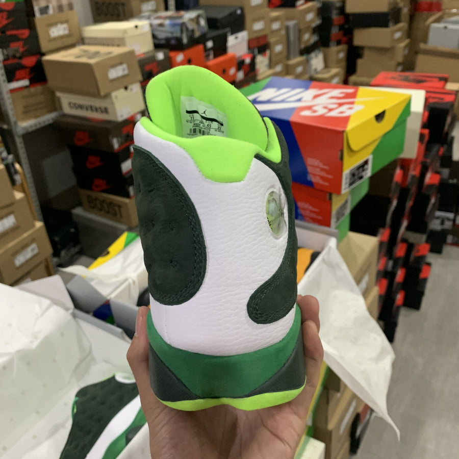 Jordan 13 Retro Oregon Ducks PE