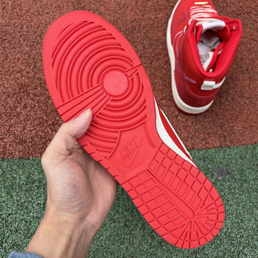 Nike Dunk High First Use Red
