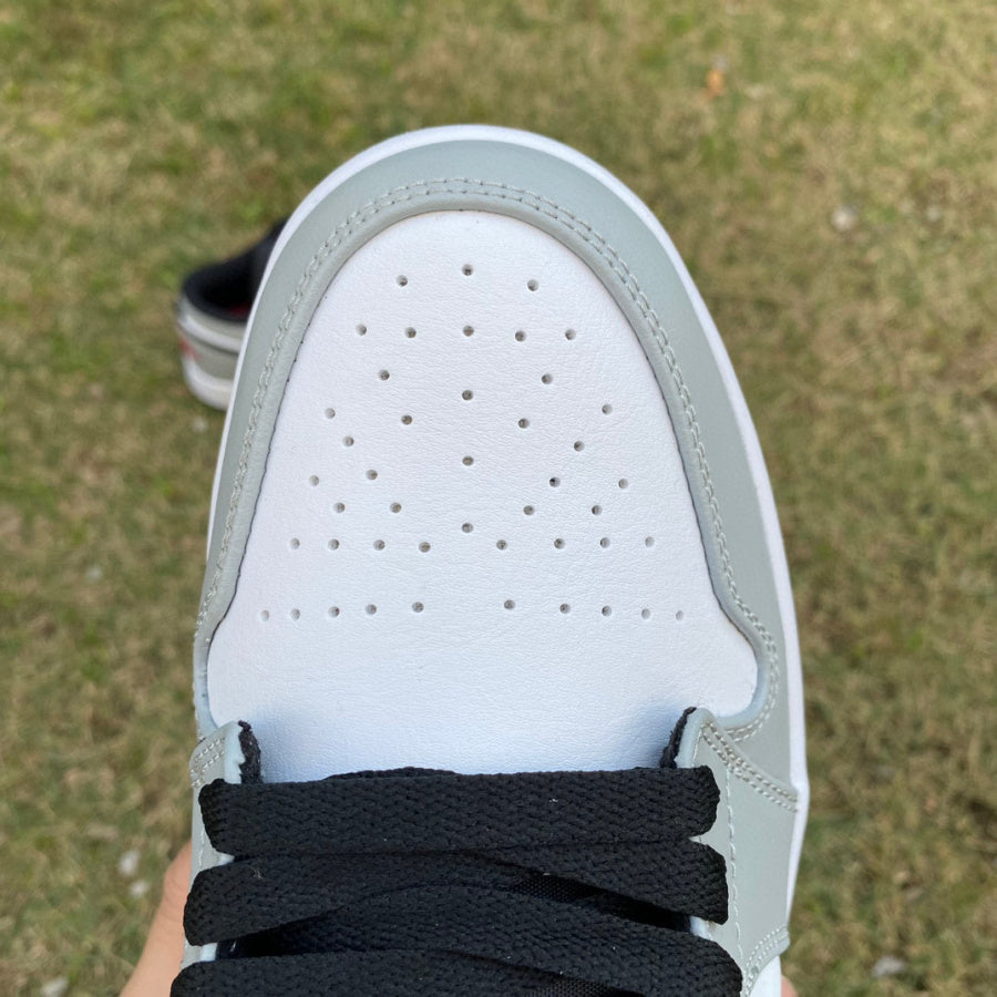 Jordan 1 Low Light Smoke Grey