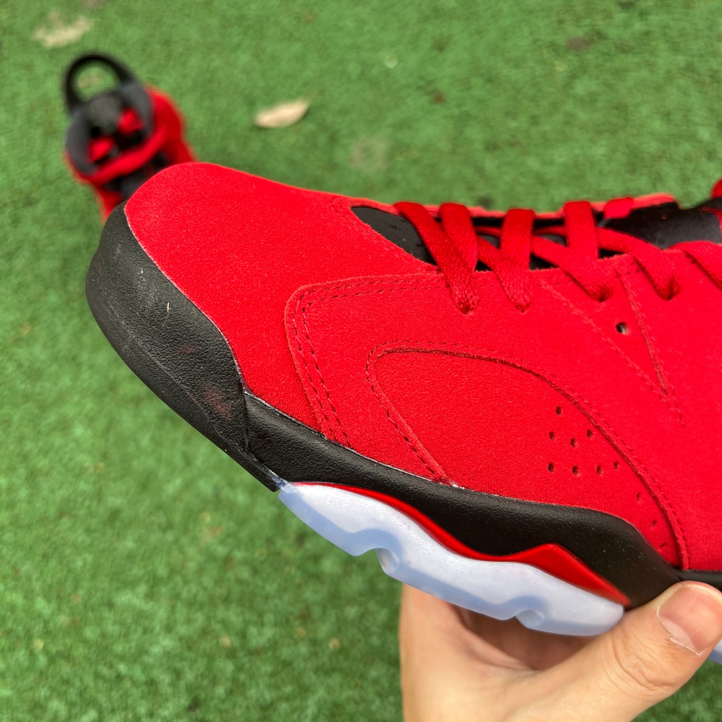 Jordan 6 Retro Toro Bravo