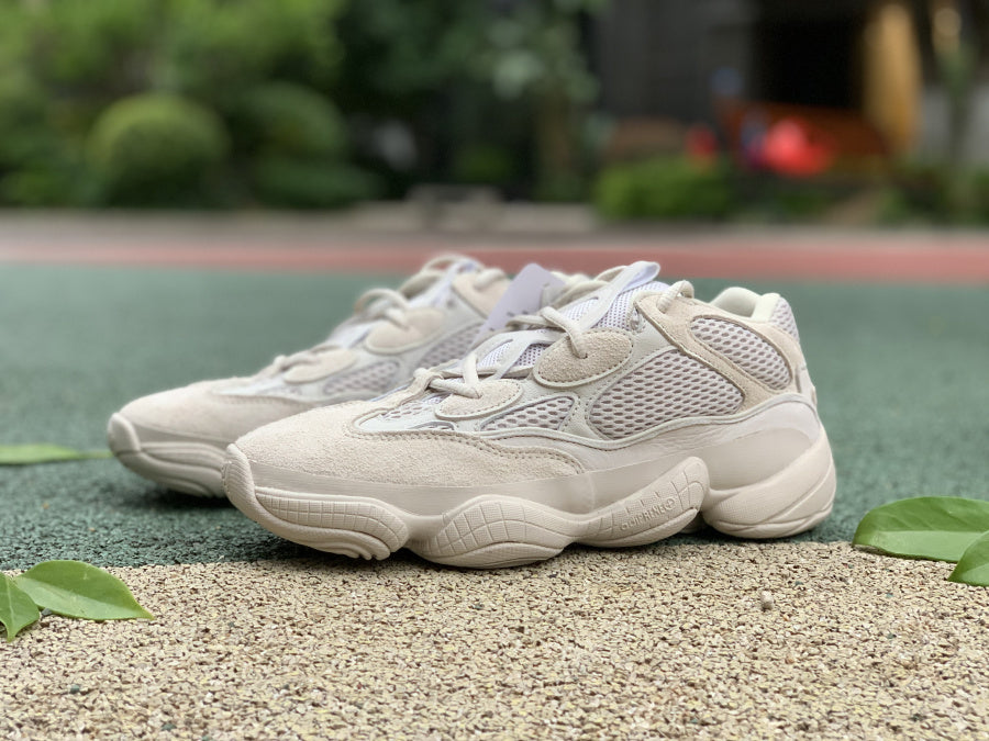 割引購入 YEEZY 500 desert rat 25.5cm blush | lasibieni.ro