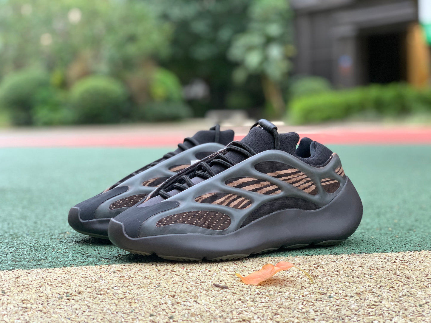 adidas Yeezy 700 V3 Clay Brown