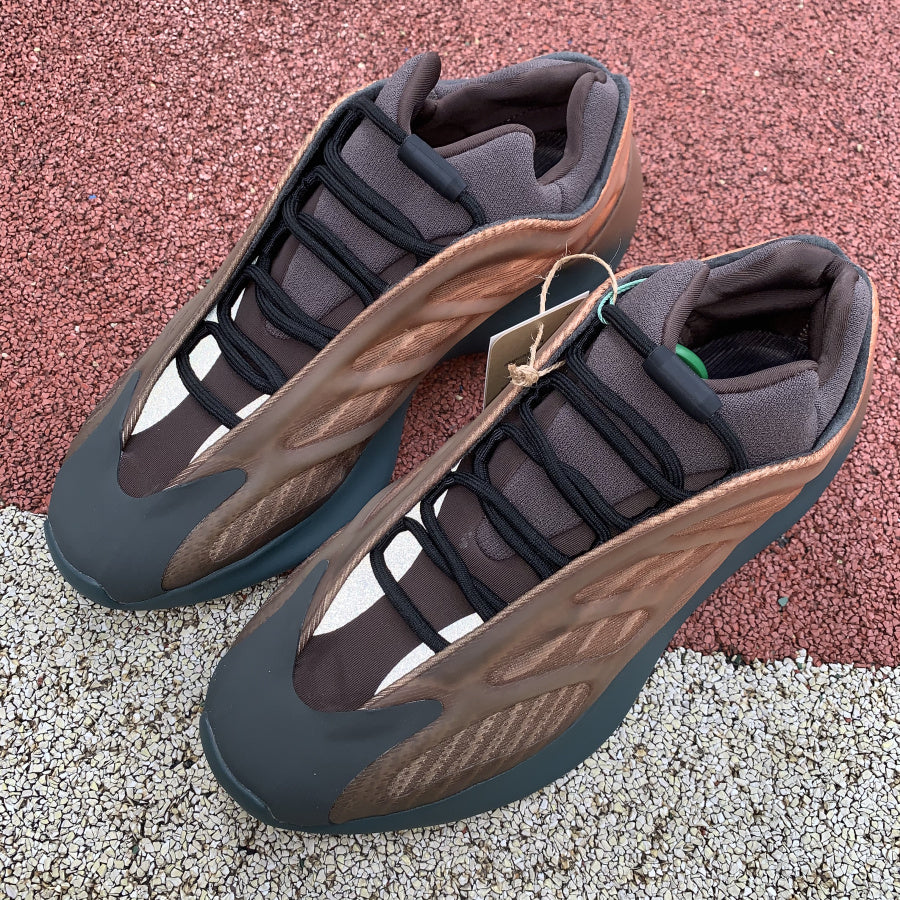 adidas Yeezy 700 V3 Copper Fade