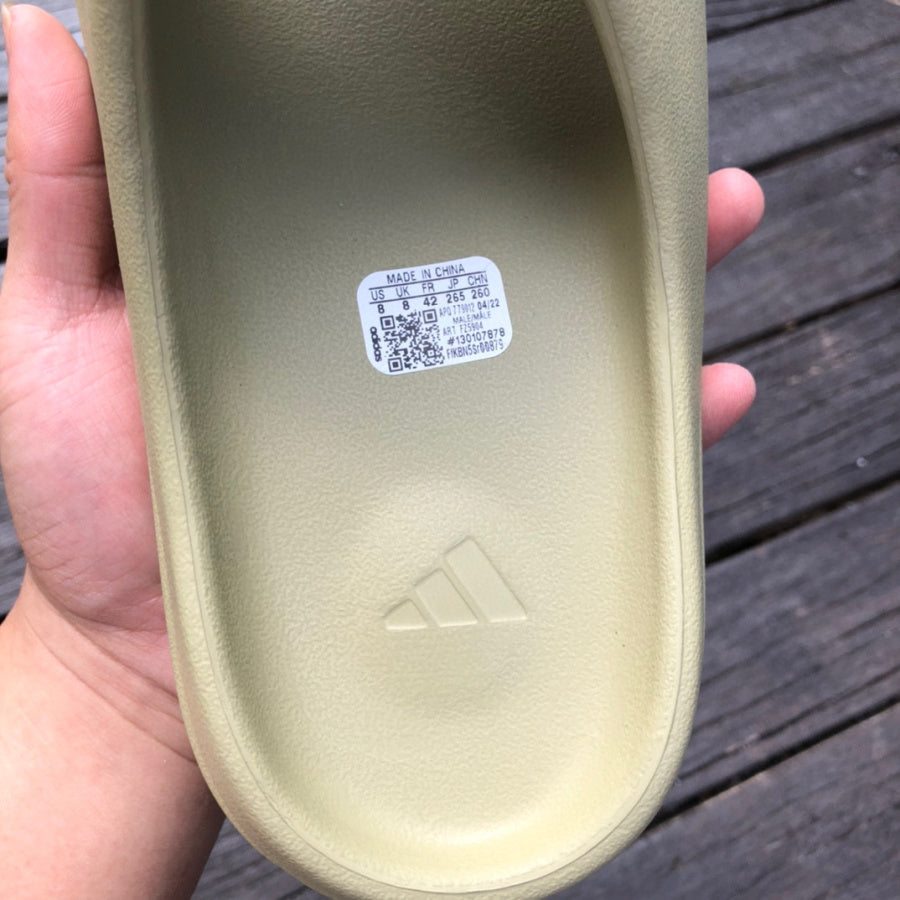 adidas Yeezy Slide Resin (2022)