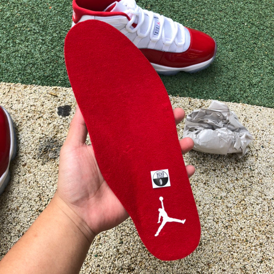 Jordan 11 Retro Cherry (2022)