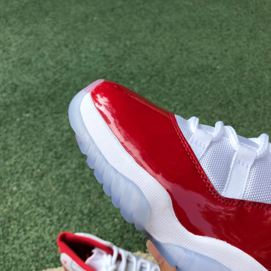 Jordan 11 Retro Cherry (2022)