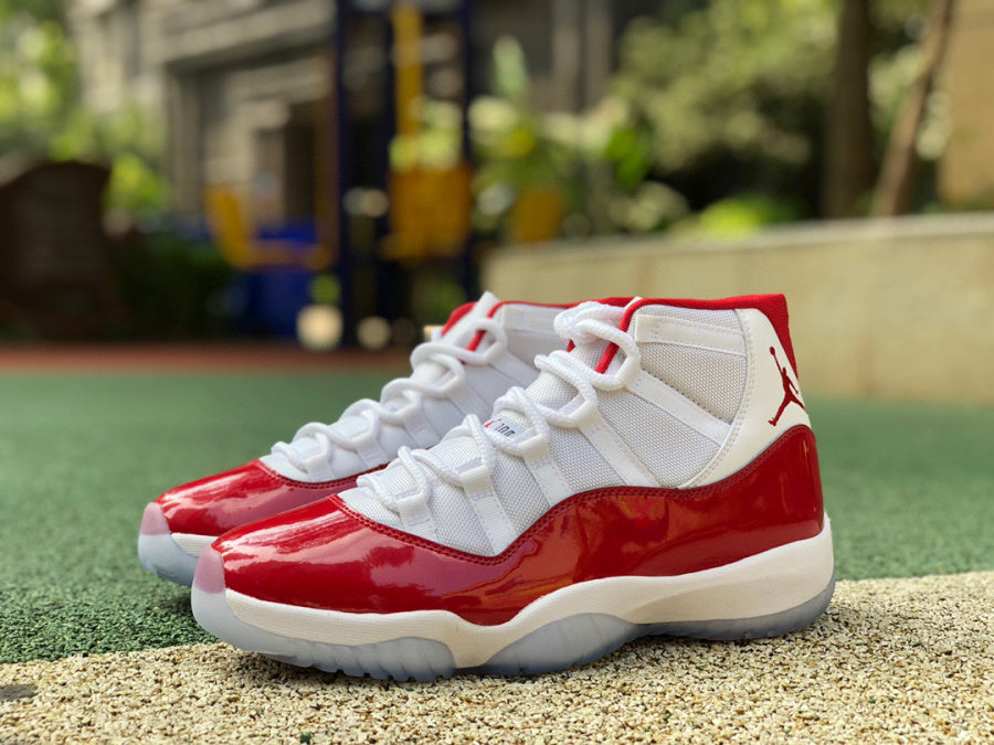 Jordan 11 Retro Cherry (2022)