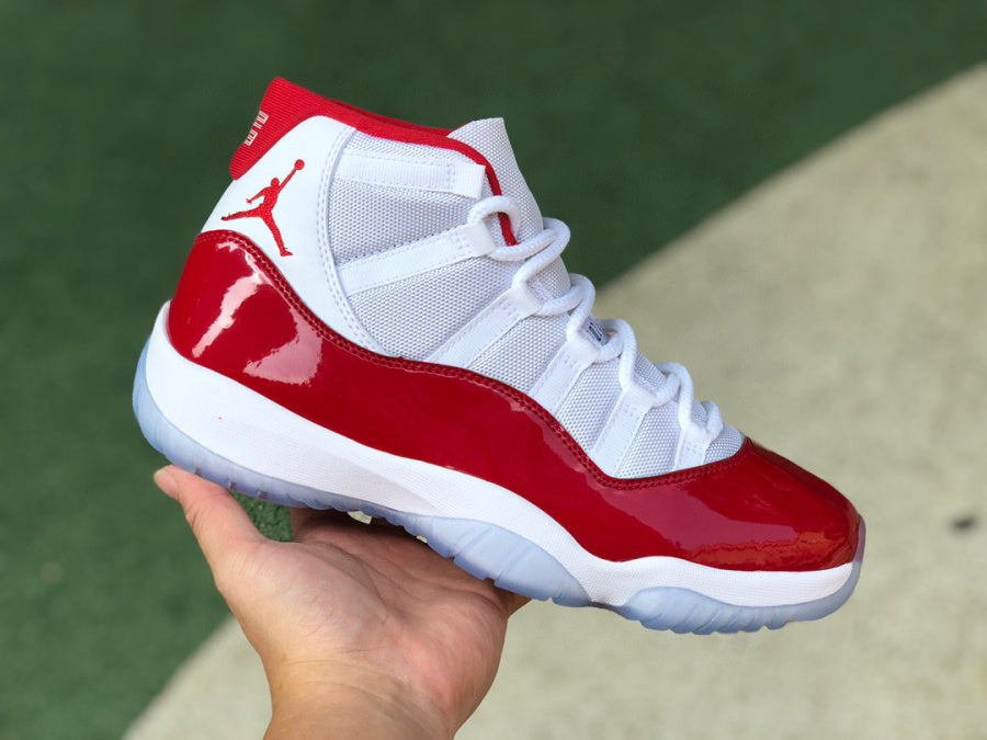 Jordan 11 Retro Cherry (2022)