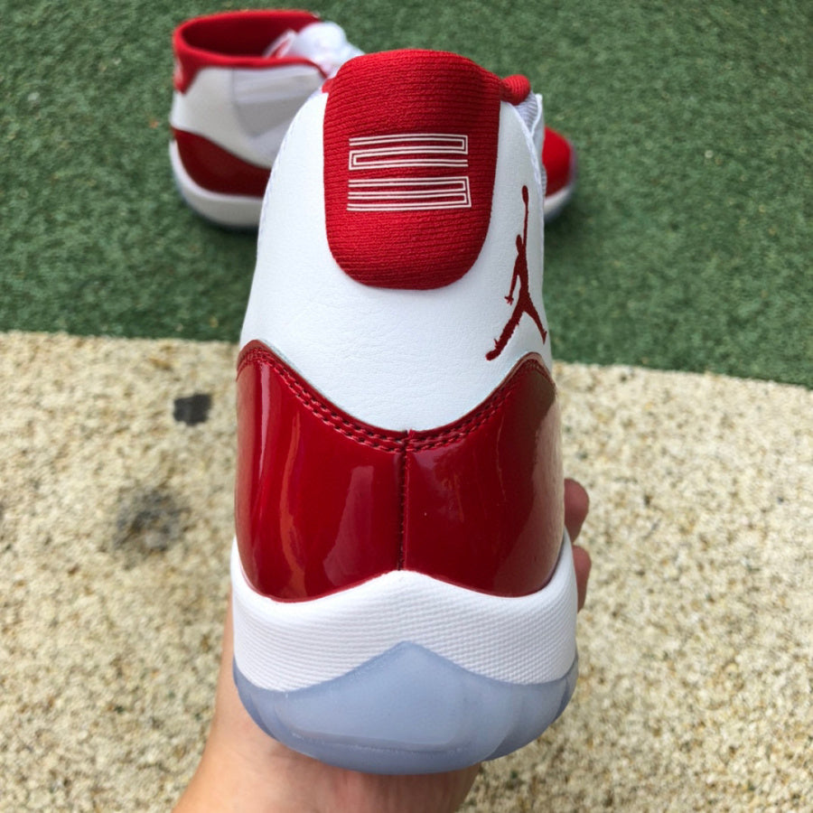 Jordan 11 Retro Cherry (2022)