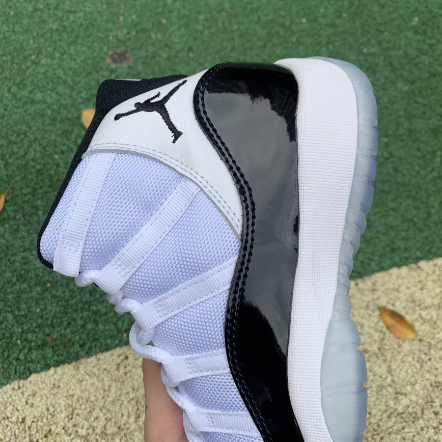 Jordan 11 Retro Concord (2018)