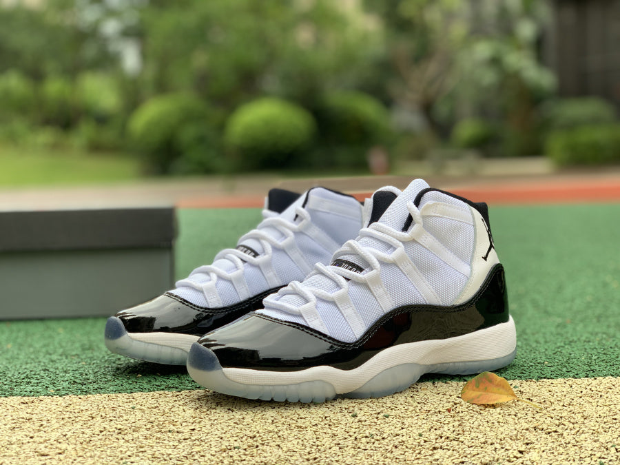 Jordan 11 Retro Concord (2018)