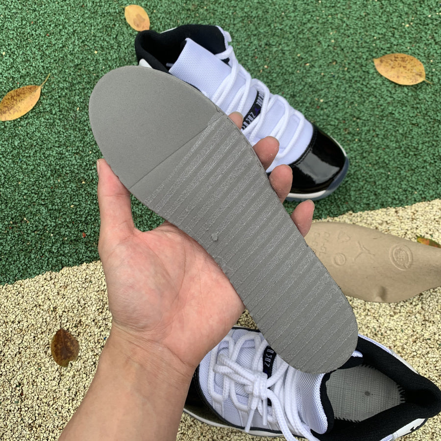 Jordan 11 Retro Concord (2018)