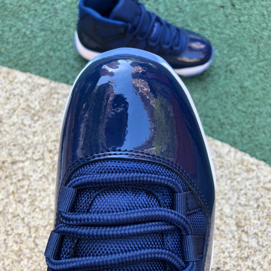 Jordan 11 Retro Dark Blue