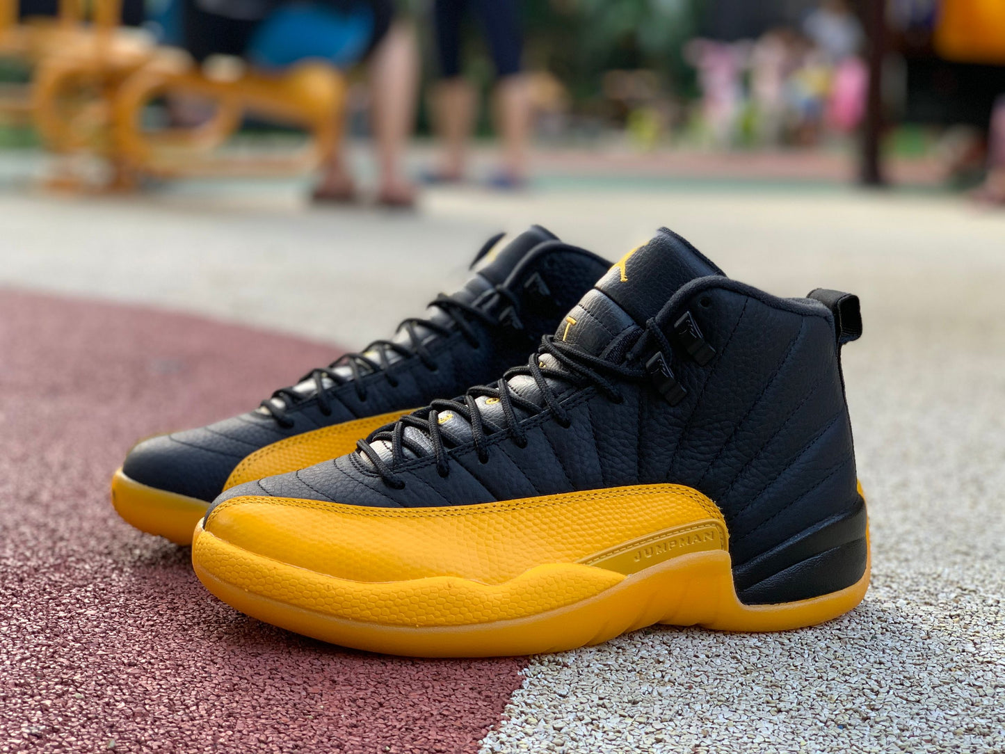 Jordan 12 Retro Black University Gold