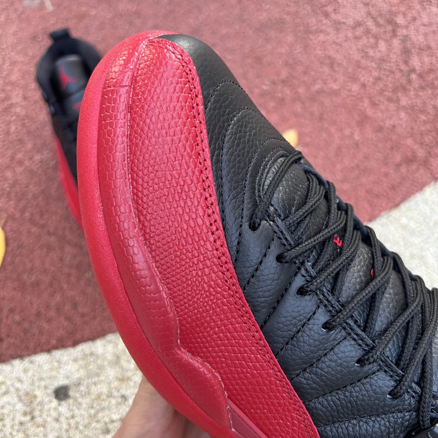 Jordan 12 Retro Flu Game (2016)