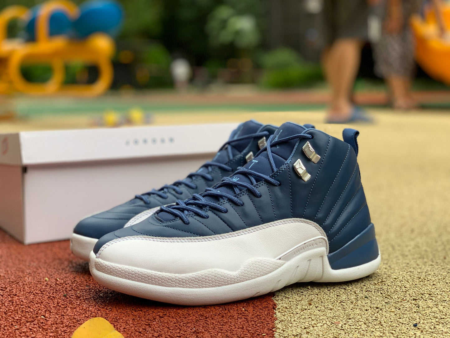 Jordan 12 Retro Indigo