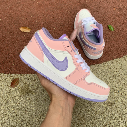 Jordan 1 Low SE Arctic Punch