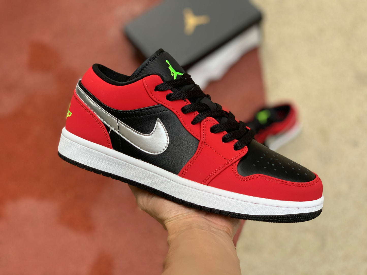 Jordan 1 Low Black Green Pulse Gym Red