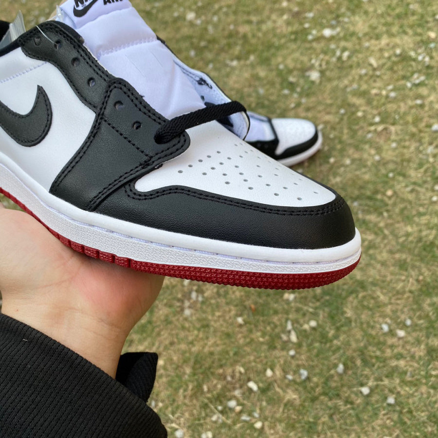 Jordan 1 Low Black Toe