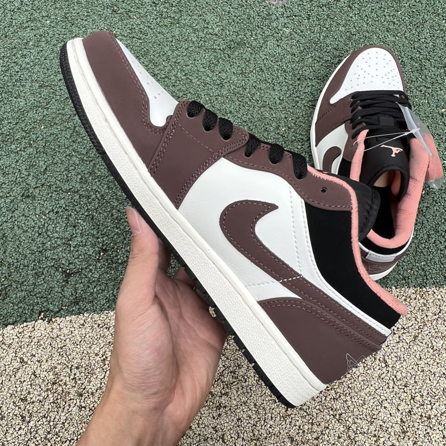 Jordan 1 Low Mocha