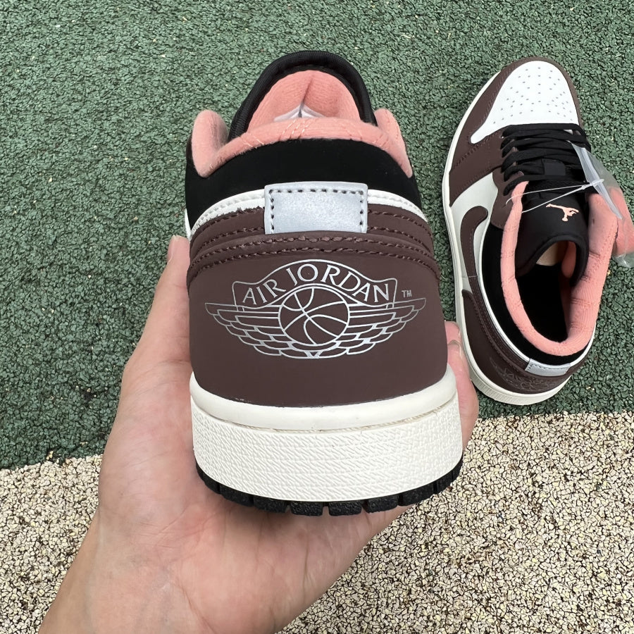 Jordan 1 Low Mocha