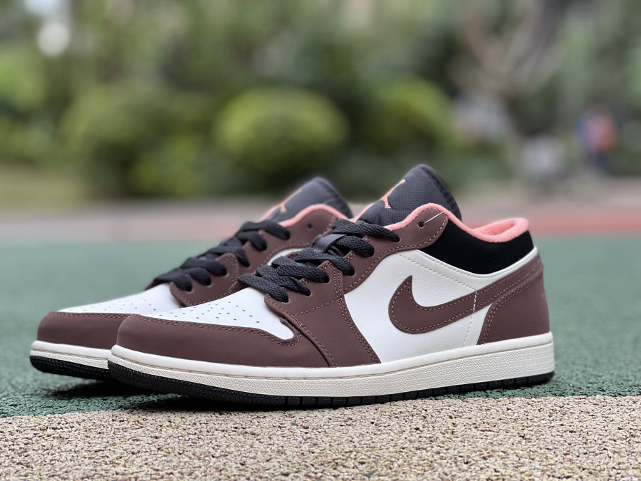 Jordan 1 Low Mocha