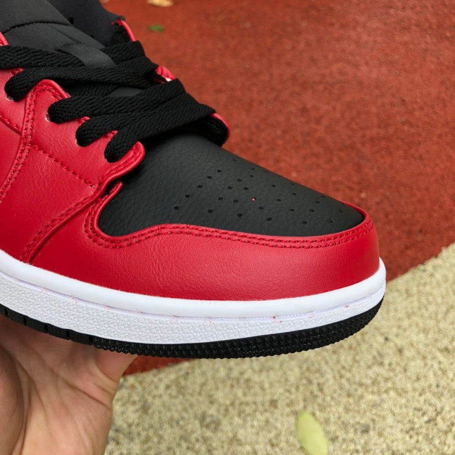 Jordan 1 Low Reverse Bred Pebbled Swoosh