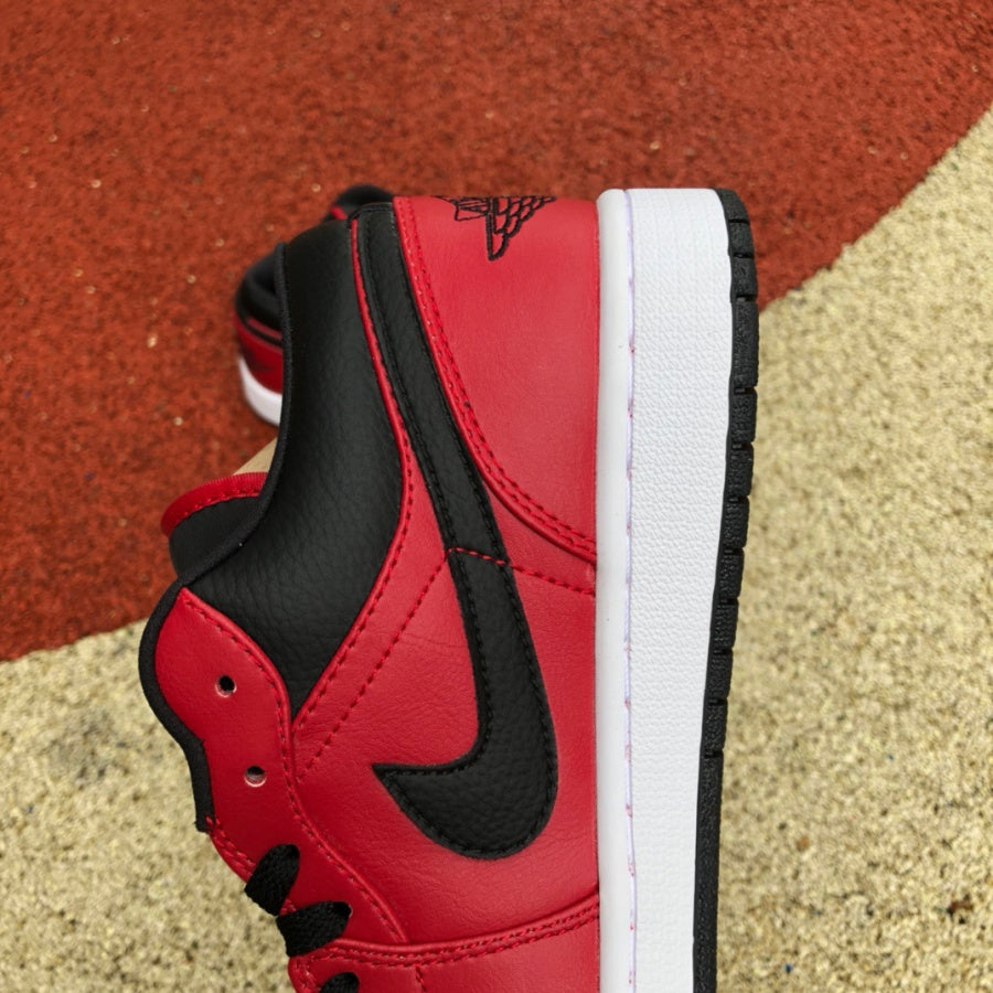 Jordan 1 Low Reverse Bred Pebbled Swoosh