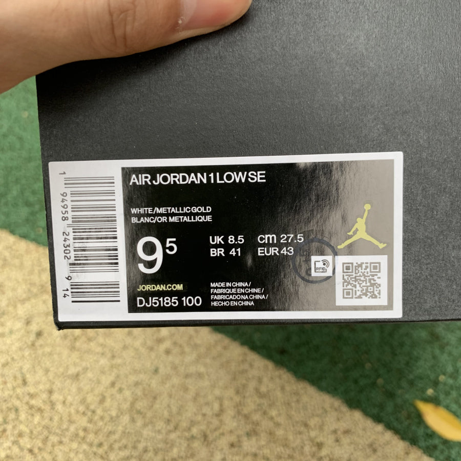 Jordan 1 Low Spades