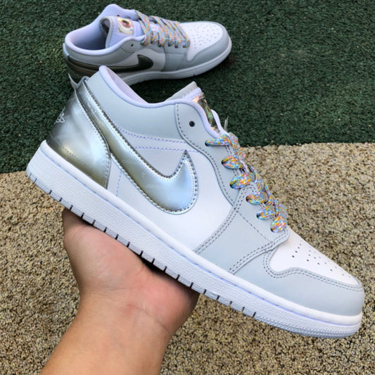 Jordan 1 Low SE Tear Away Silver