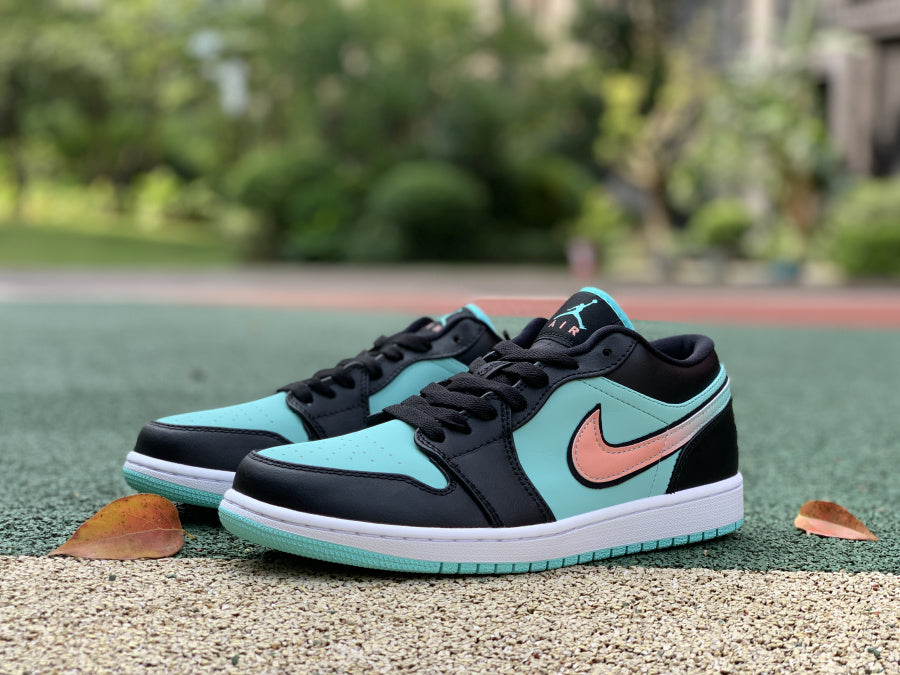 Jordan 1 Low SE Tropical Twist