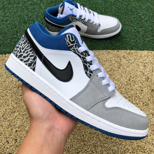 Jordan 1 Low SE True Blue