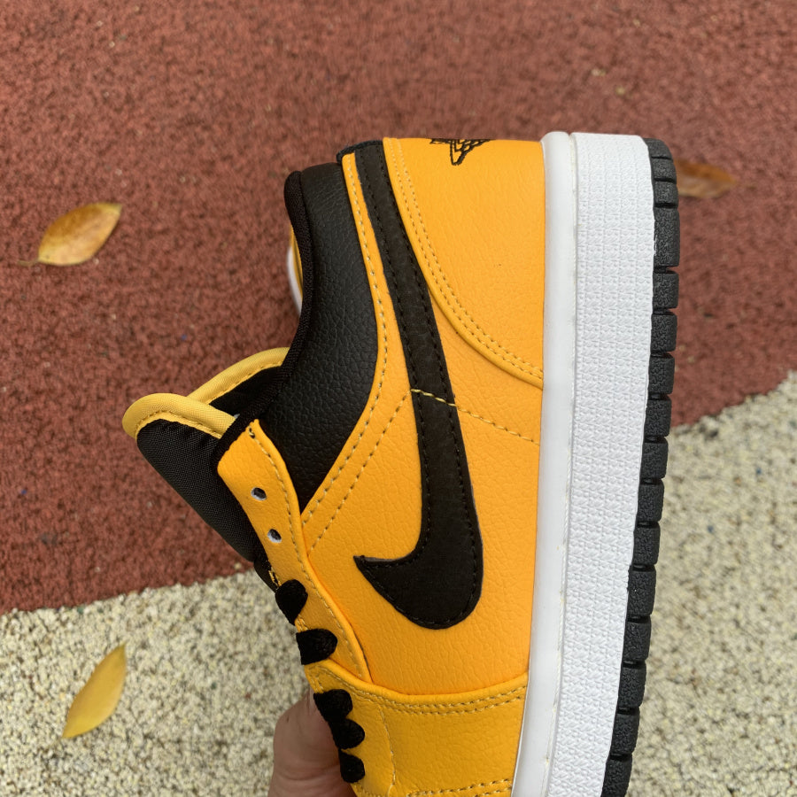 Jordan 1 Low University Gold