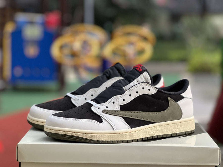 Jordan 1 Retro Low OG SP Travis Scott Olive