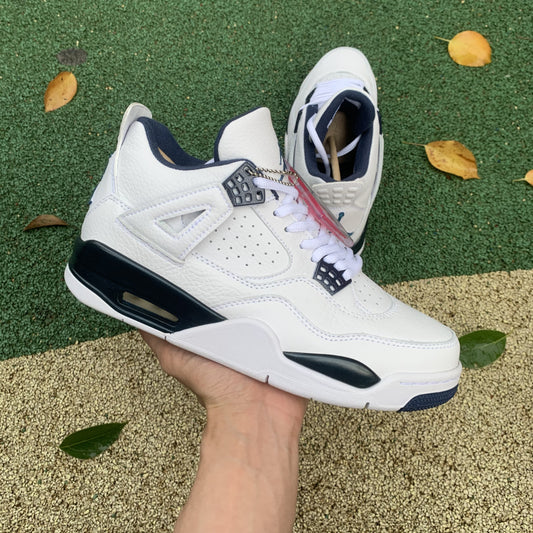 Jordan 4 Retro Columbia (2015)