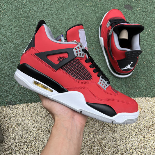 Jordan 4 Retro Toro Bravo