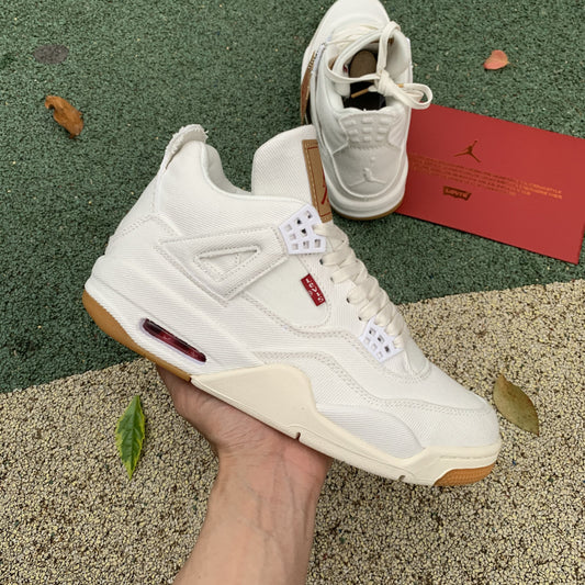 Jordan 4 Retro Levi's White