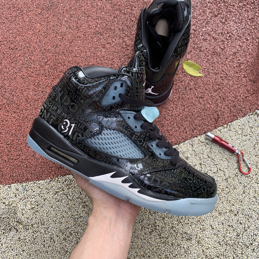 Jordan 5 Retro Doernbecher