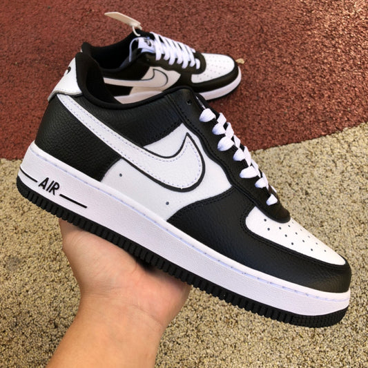 Nike Air Force 1 Low '07 LV8 Panda