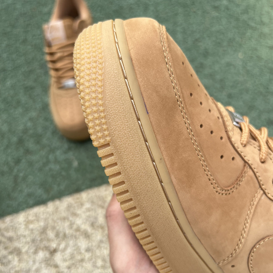 Nike Air Force 1 Low SP Supreme Wheat