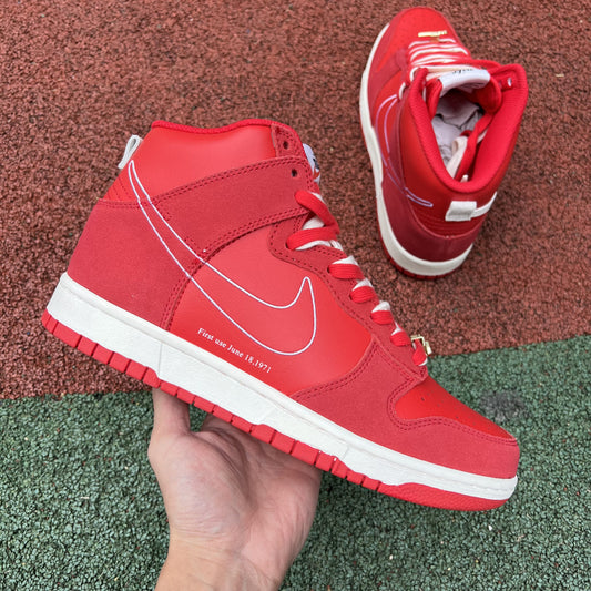 Nike Dunk High First Use Red