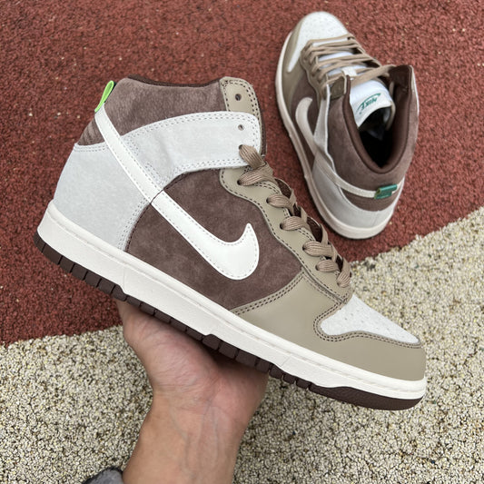 Nike Dunk High Light Chocolate