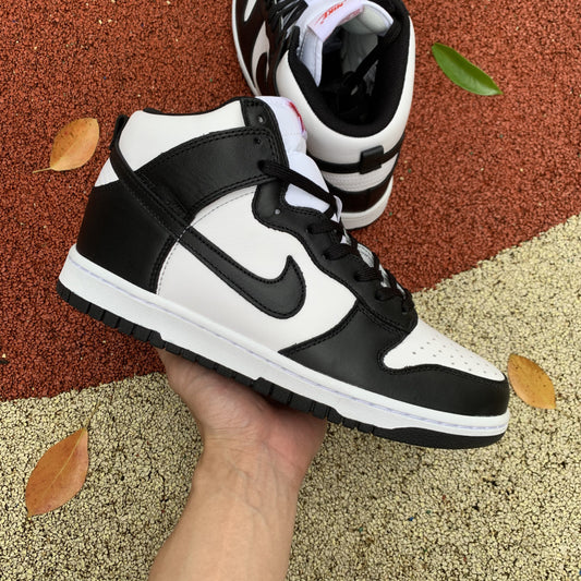 Nike Dunk High Panda (2021)