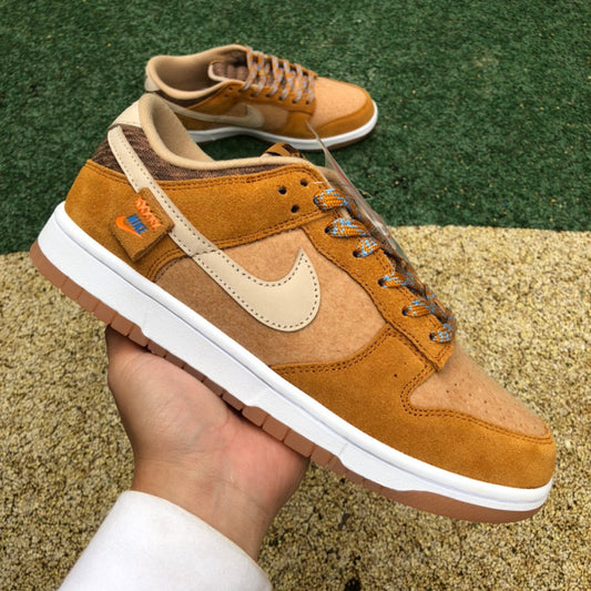 Nike Dunk Low SE Teddy Bear Praline