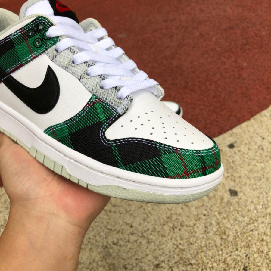 Nike Dunk Low Tartan Plaid