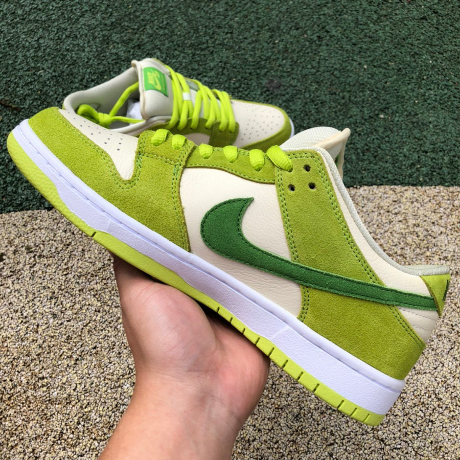 Nike SB Dunk Low Green Apple